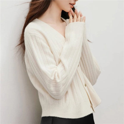 Versatile Knit Cardigan