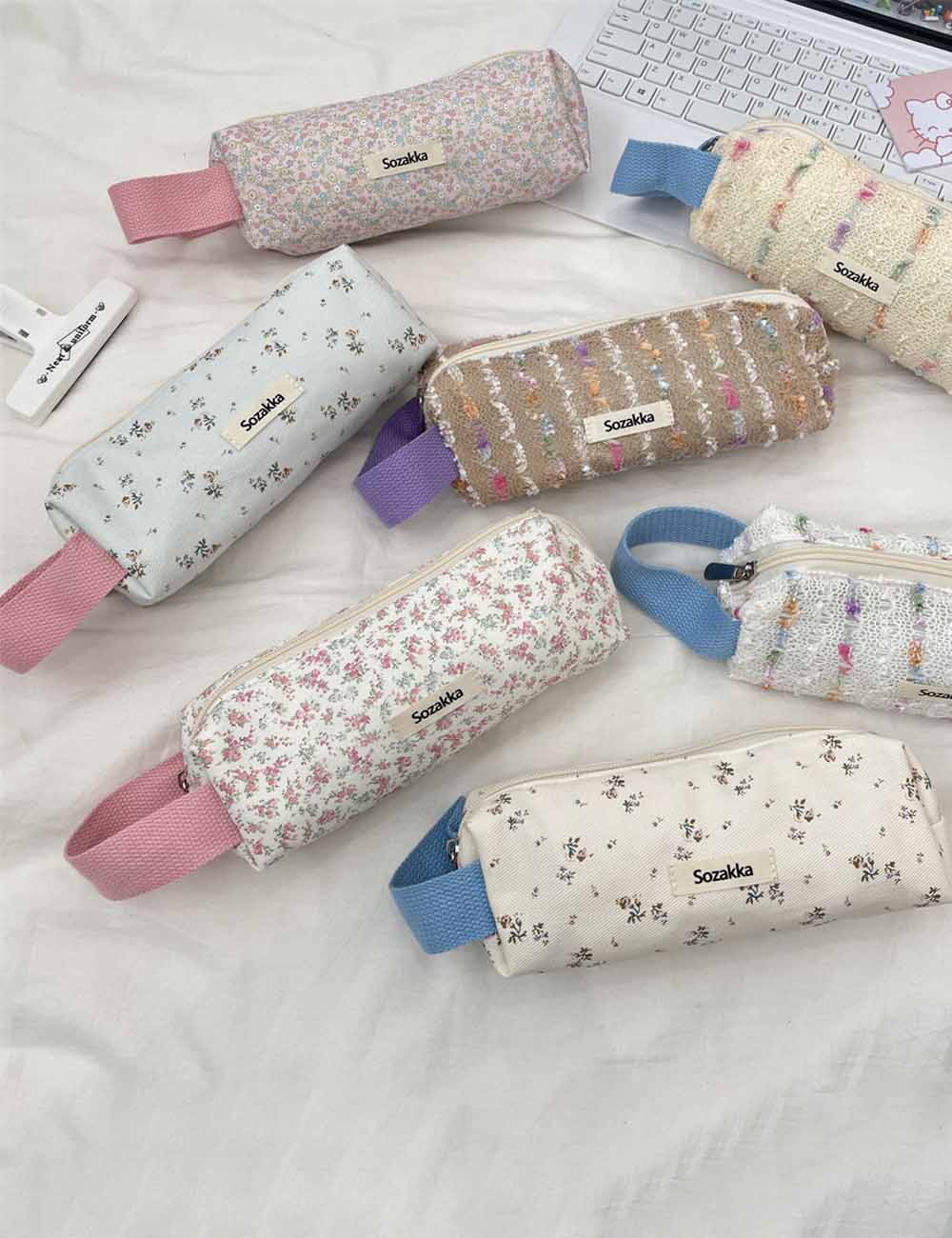 Simple Flower Print Makeup Pencil Pouch