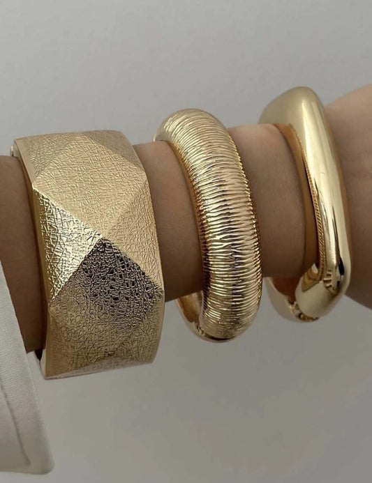 Stylish Chunky Wide Bangle Bracelet