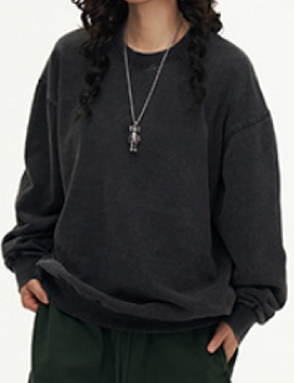 Washed Distressed Crew Neck Oversize Sweatshirt