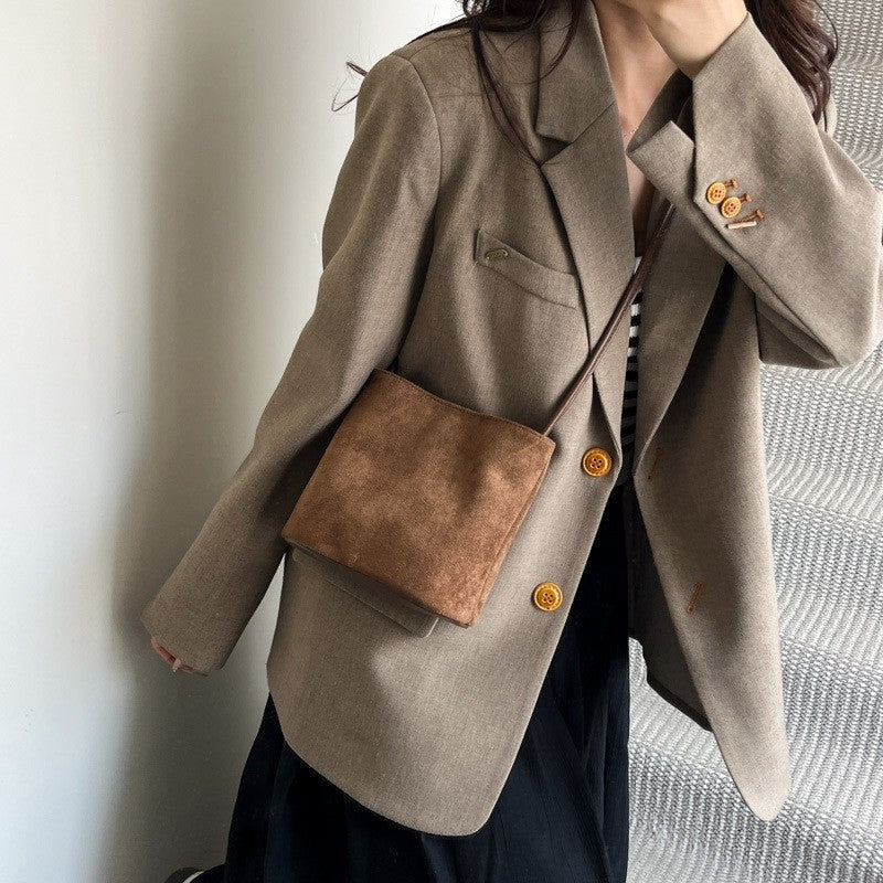 Retro Handbag With Pendant