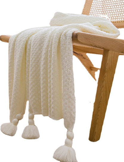 Simple Soft Cozy Tassel Blanket