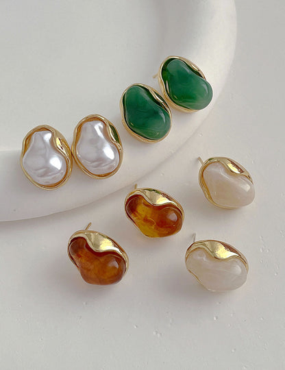 Simple Metal Encapsulation Pearl Stud Earrings