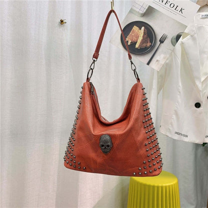 Solid Skull Rivet Shoulder Bag