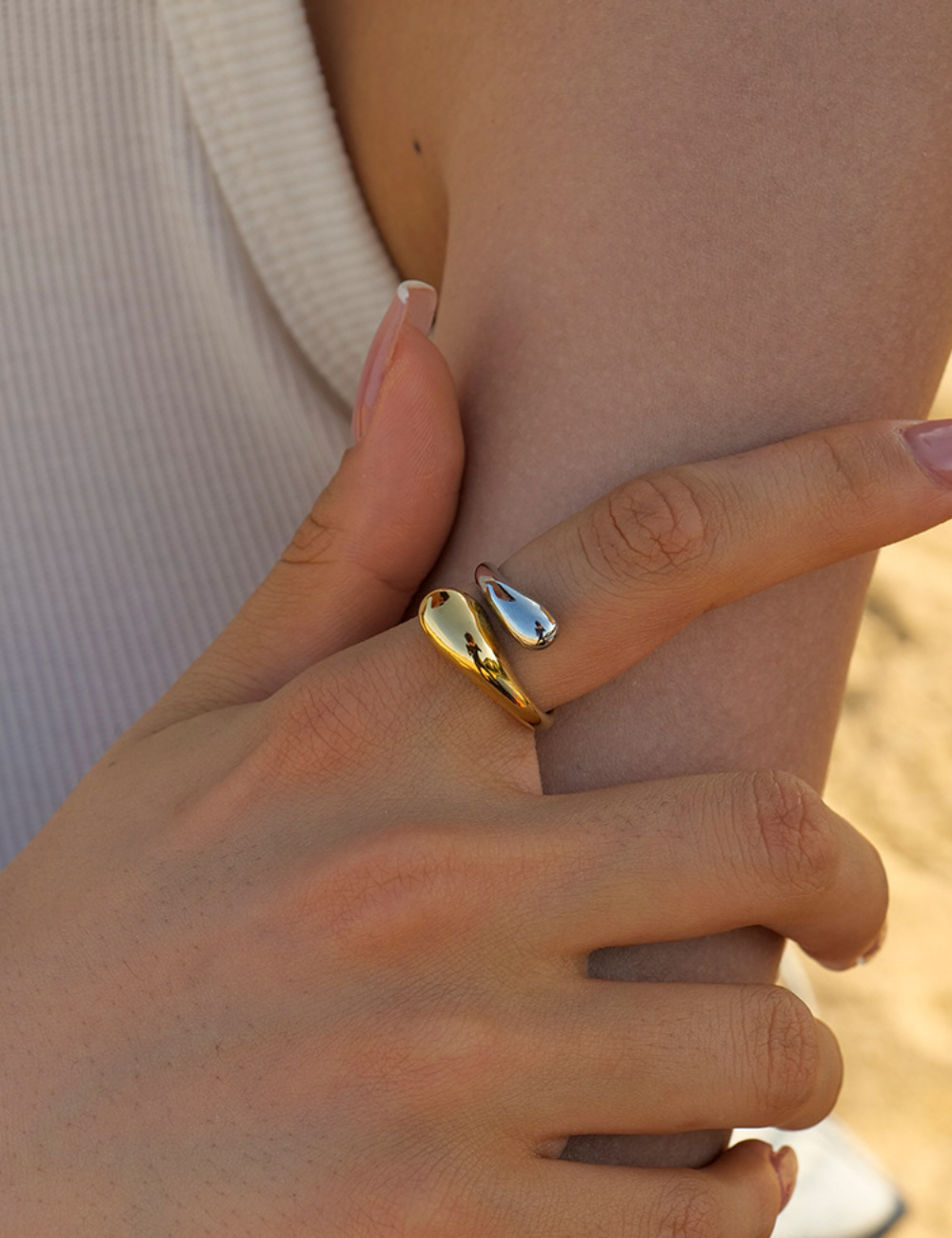 Adjustable Cross Sikmple Ring