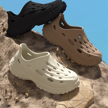 Zapatos deportivos casuales de color sólido con agujeros a la moda para hombre
