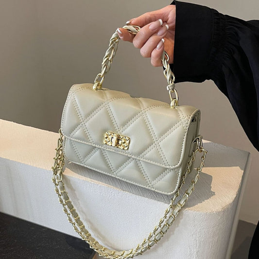 Bolso de hombro cuadrado con cadena de celosía de diamantes, estilo urbano, material de PU