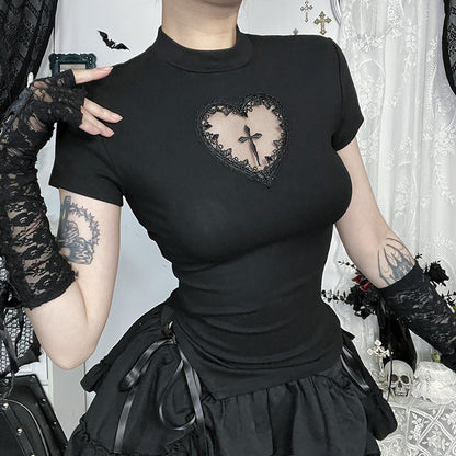 Camiseta de manga corta con cruz gótica hueca para mujer