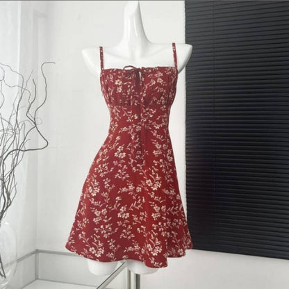 Robe ajustée à lacets et imprimé floral à bretelles spaghetti