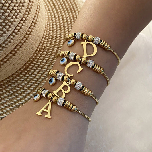 Pulsera de cuentas de acero inoxidable con alfabeto de moda
