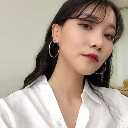 Simple Exaggerated Hoop Earrings in Copper