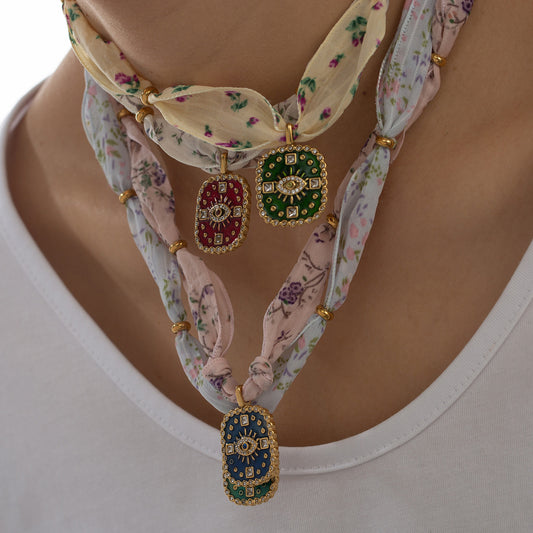 Collar con colgante de bufanda de seda con aceite multicolor a la moda para mujer