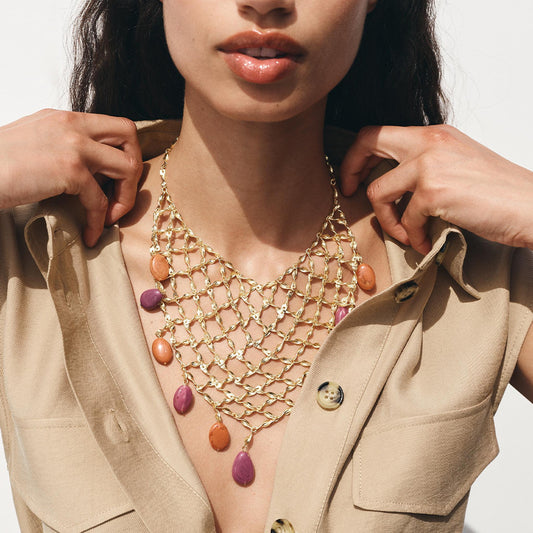 Collar creativo de malla metálica tejida a mano para mujer con colgante de cuentas de colores