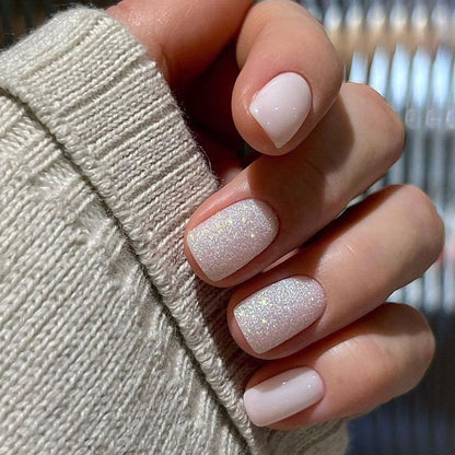 Faux ongles simples, roses, tendres, doux, mignons, à paillettes Aurora