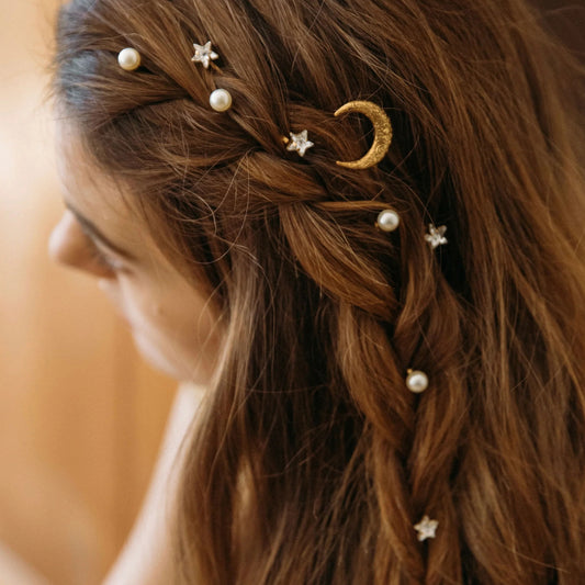Pince à cheveux tendance en forme d'étoile avec strass et perles pour femme