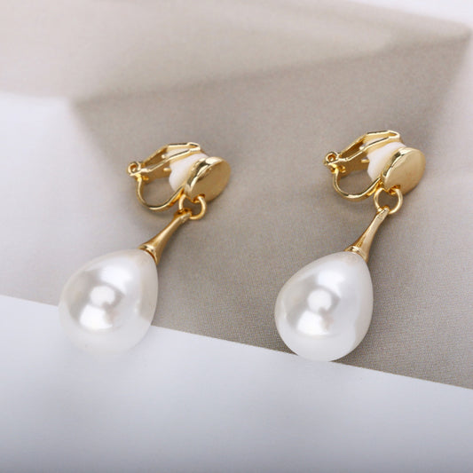 Clip de oreja de perla elegante y sencillo para mujer