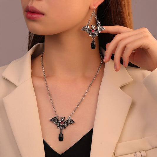 Women Gothic Halloween Bat Necklace Earrings Set