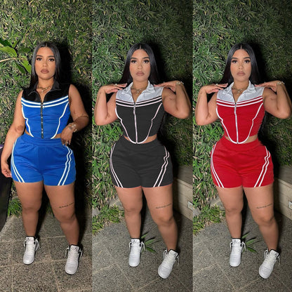 Conjunto de dos piezas de top y pantalones cortos sin mangas con costuras de rayas informales para mujer