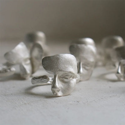 Anillo de máscara blanca de moda para mujer de cobre hecho a mano