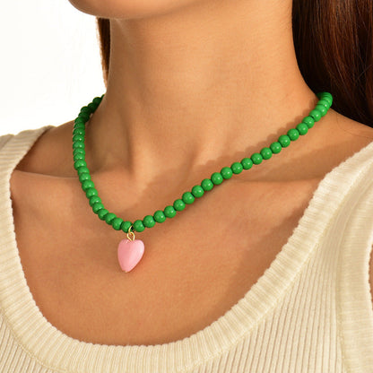 Collar con colgante de corazón bohemio y cuentas