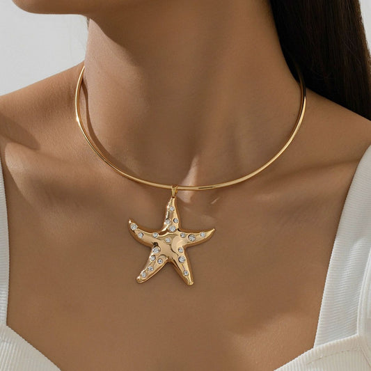 Collar de estrella de mar con diamantes de imitación y personalidad de moda
