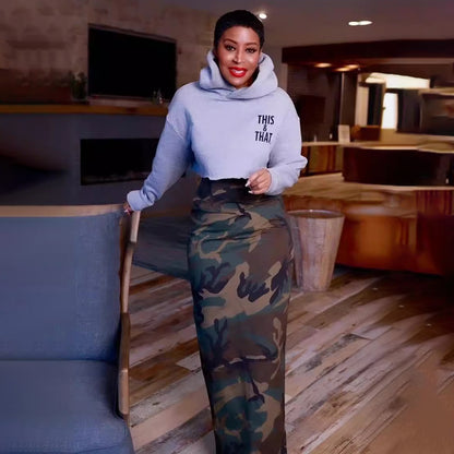 Falda ajustada con abertura y estampado de camuflaje informal a la moda para mujer