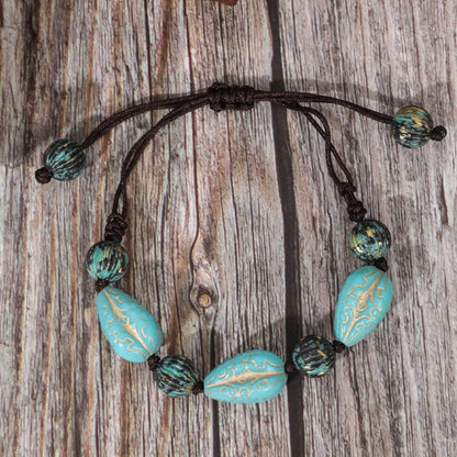 Pulsera bohemia de cuentas turquesas hecha a mano