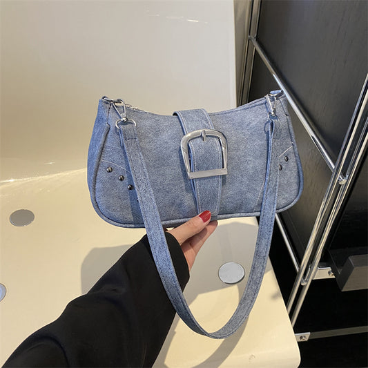 Bolso sencillo de moda con remaches para debajo del brazo
