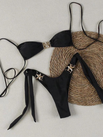 Bikini sexy de metal con estrellas de mar y cordones para mujer