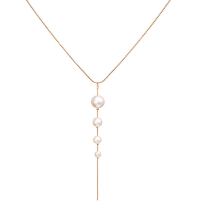 Elegante collar con colgante de borla de perlas de imitación para mujer con cadena de ondas de agua