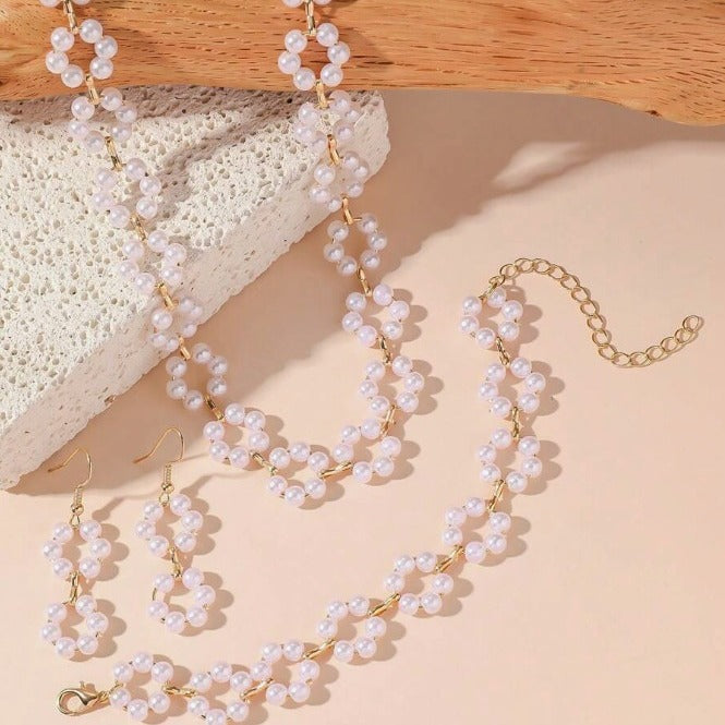 Elegant Pearl Necklace Bracelet Earrings Three-Piece Set - Fashion Jewelry for Women