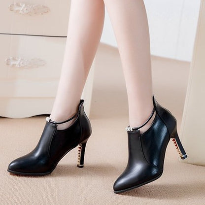 Chaussures à talons hauts à bout pointu et couleur unie pour femmes