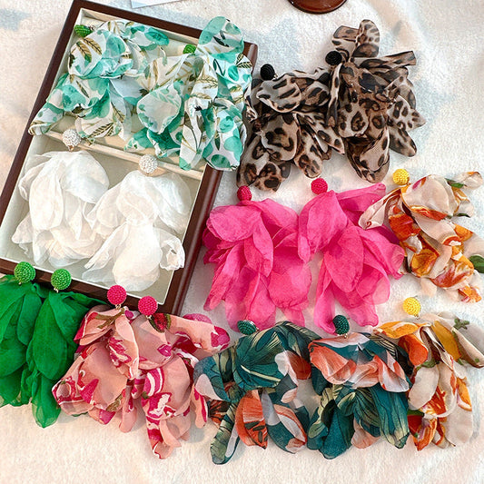 Pendientes de borlas de tela hechos a mano estilo bohemio para mujer