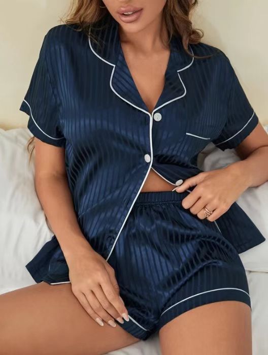 Women Cozy Homewear Short-Sleeved Imitation Silk Satin Pajamas