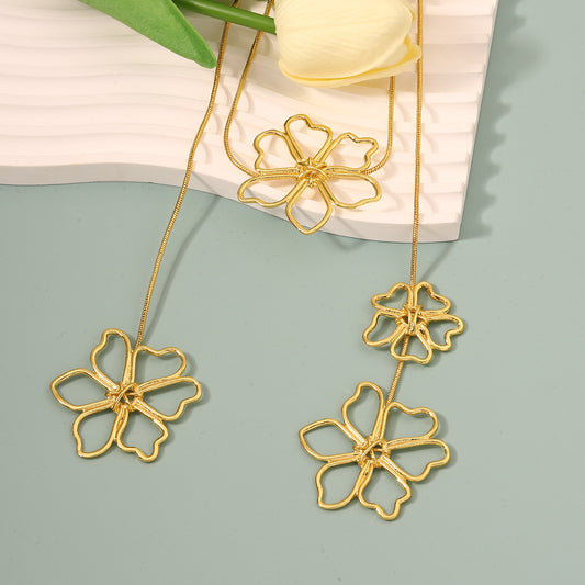 Women Fashion Creative Long Metal Alloy Flower Necklace