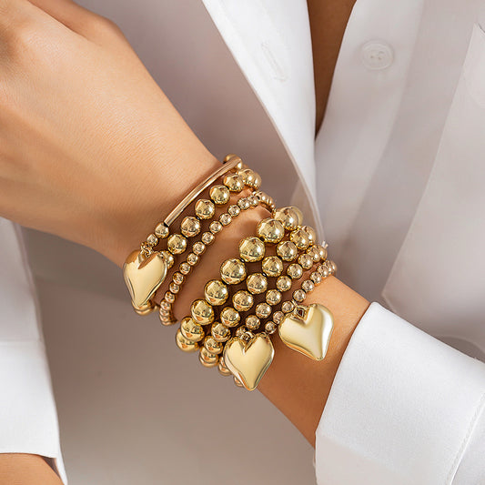Personalized Simple Beaded Heart-Shaped Bracelet