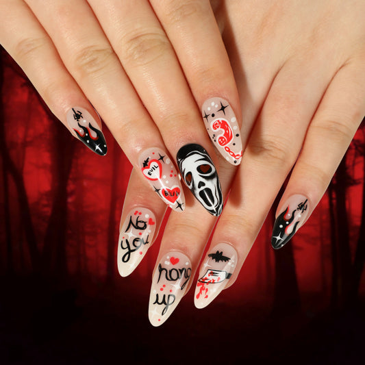 Faux ongles Halloween en forme d'araignée noire et flamme pour femme