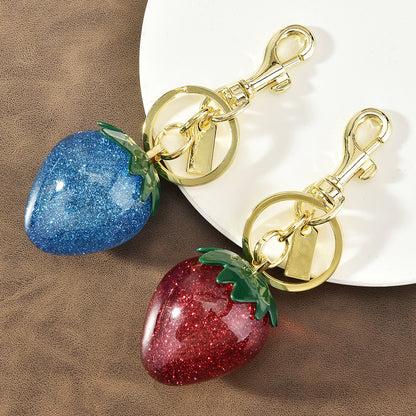 Llavero con colgante de resina de fresa multicolor para bolso
