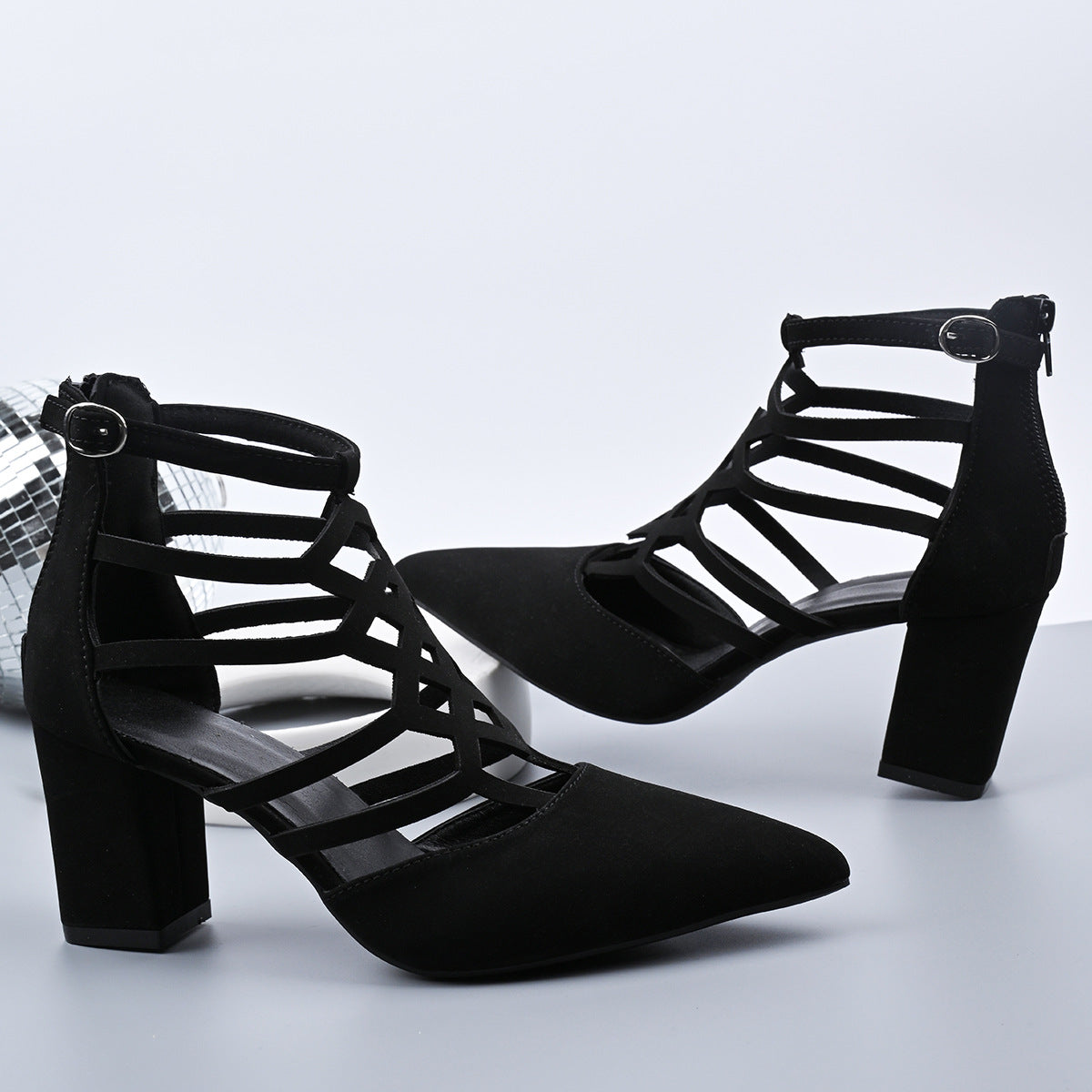 Escarpins à talons hauts ajourés et couleur unie pour femmes