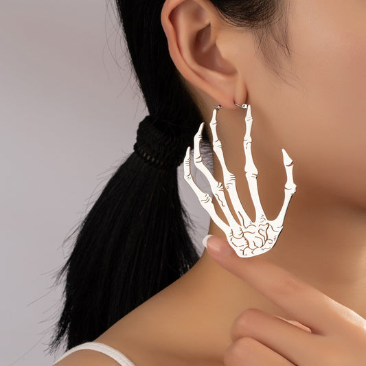 Halloween Exaggerated Woman Retro Creative Skull Claw Alloy Earrings