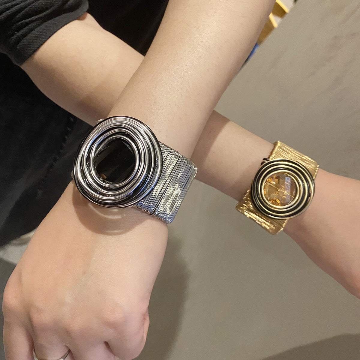 Women Fashion Exaggerated Arm Ring Winding Wire Opening Bracelet