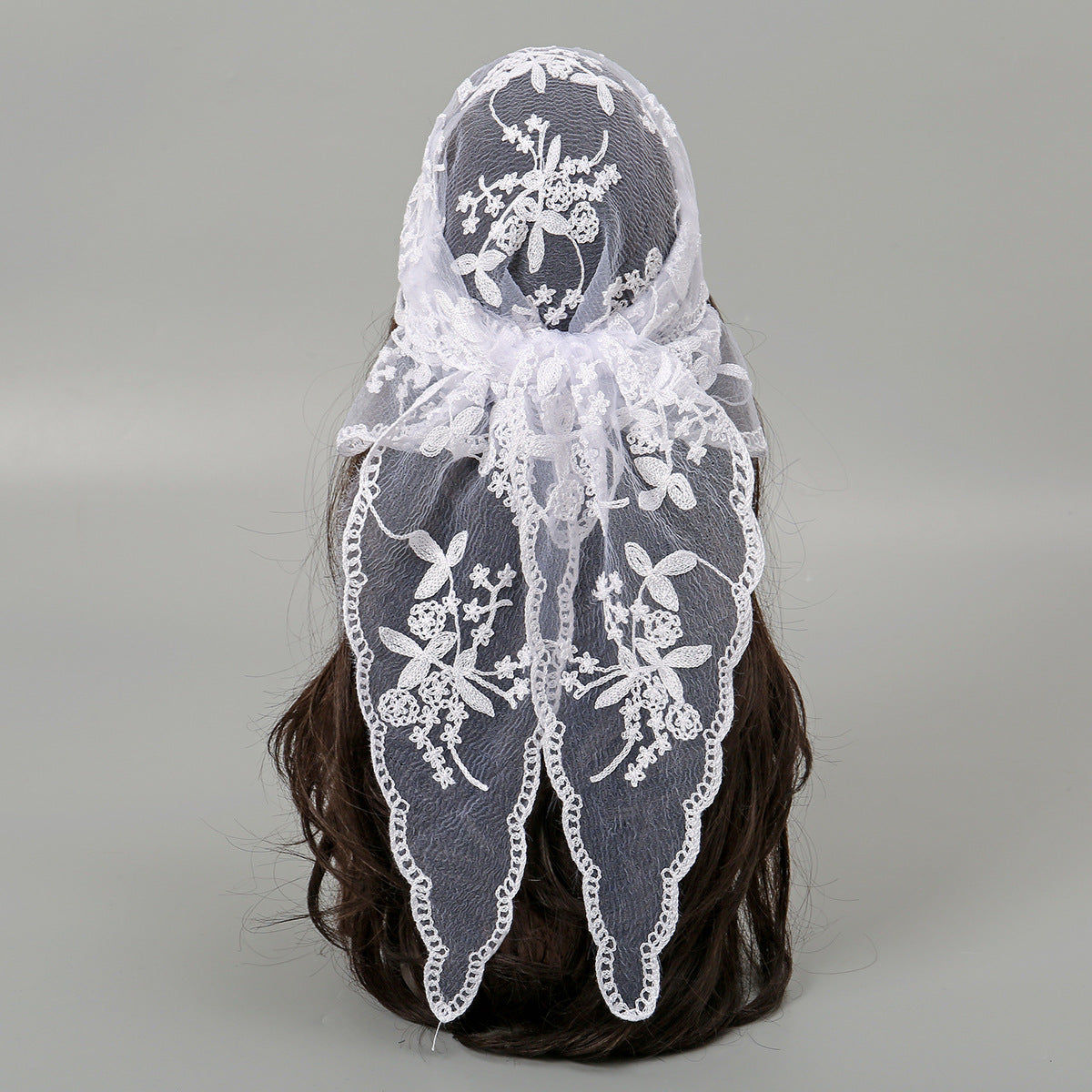 Bufanda triangular con encaje floral de color sólido para mujer, material acrílico, elegante accesorio de moda