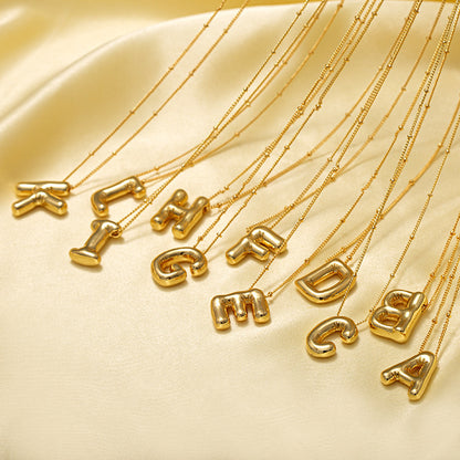 Collar con colgante de 26 letras de acero inoxidable de moda