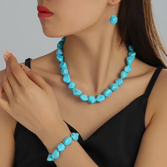Conjunto de joyería de turquesa con cuentas irregulares de moda