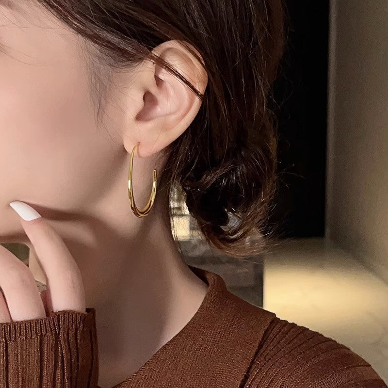 Exaggerated Elliptical Copper Earrings