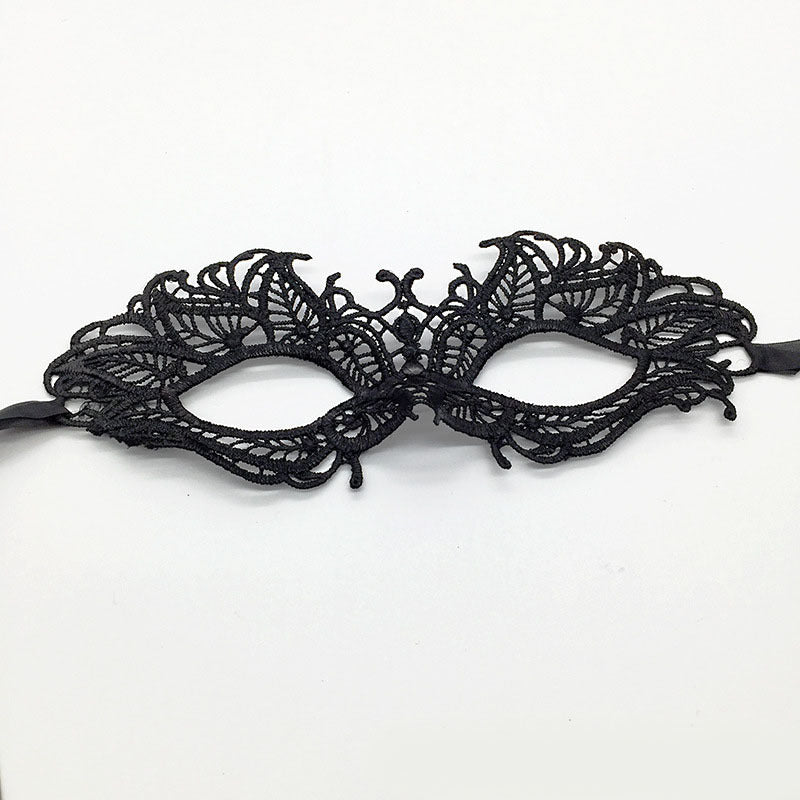 Masque de mascarade simple en dentelle noire pour femme, idéal pour une fête