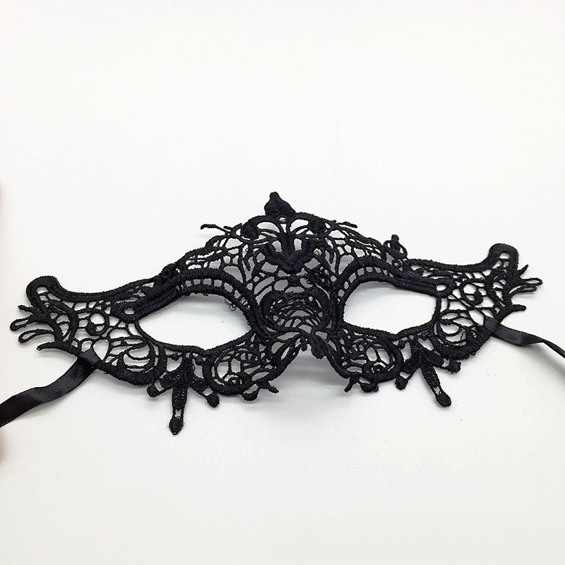 Masque de mascarade simple en dentelle noire pour femme, idéal pour une fête