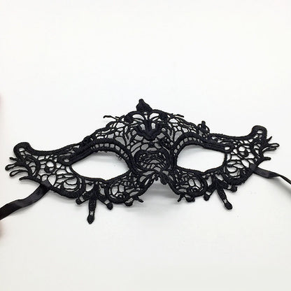 Masque de mascarade simple en dentelle noire pour femme, idéal pour une fête
