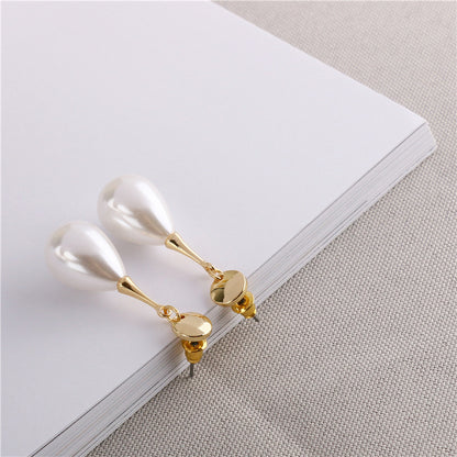 Women Simple Elegant Pearl Ear Clip