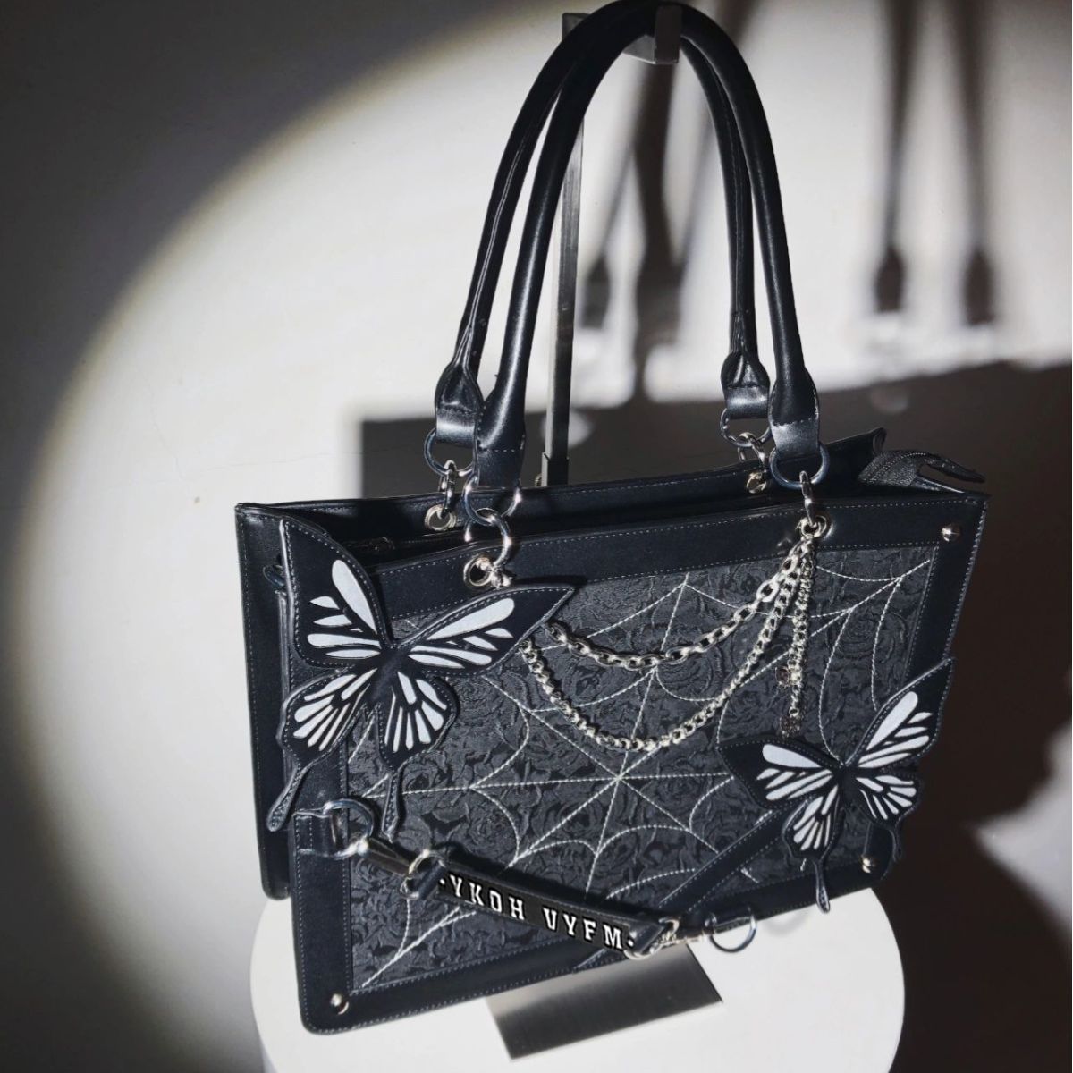 Women Fashion Creative Gothic Maze Butterfly Handbag